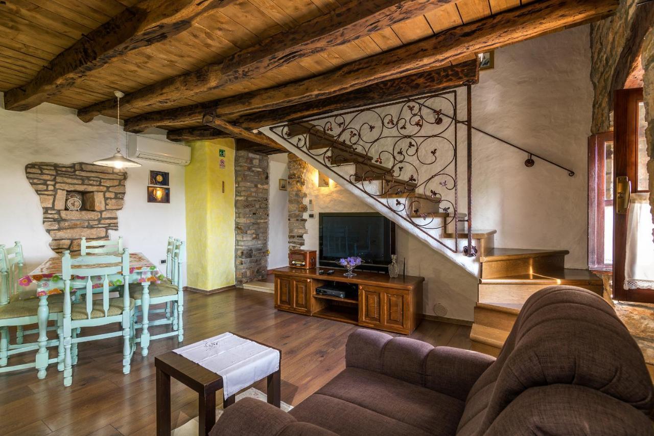 Villa Maria Oprtalj Esterno foto