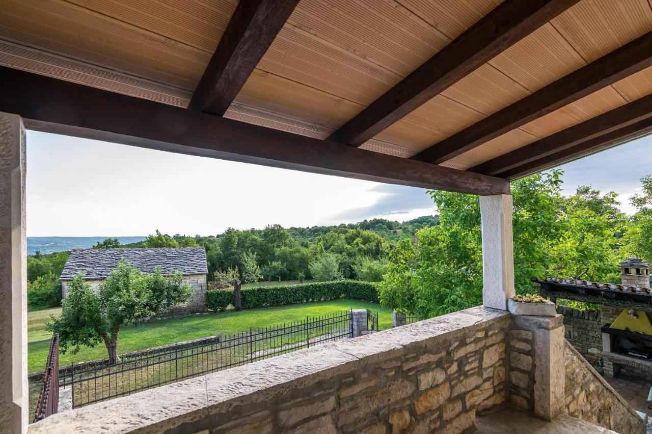 Villa Maria Oprtalj Esterno foto