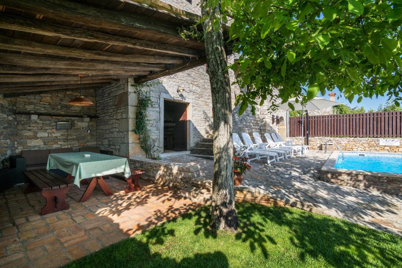 Villa Maria Oprtalj Esterno foto